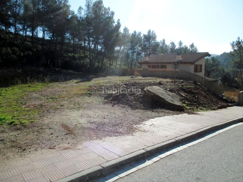 Foto cad62b86-3b3d-4cea-8564-a898e626036e. Residential plot in Corbera de Llobregat
