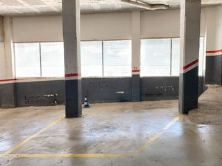 Affitto Posto auto in N/a. Plaza de parking en el centro