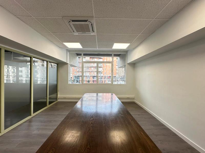 Foto 0dea44c2-ab86-4ef1-9aa1-de1f50931d12. Rent office space in Fort Pienc Barcelona