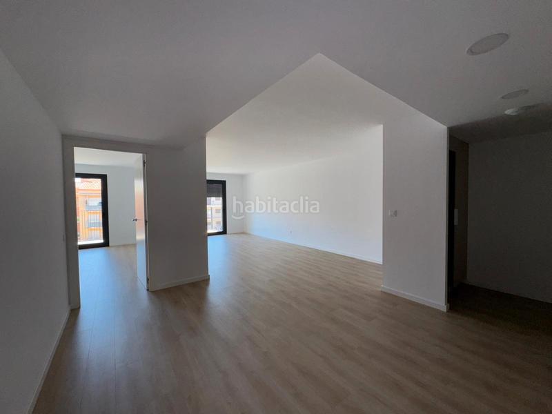 Foto e71ed1de-3d0a-4cac-bae5-e8a91beb626c. Etagenwohnung in Roses-Castellbell Sant Feliu de Llobregat