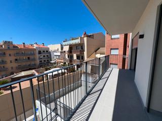 Pis  Carrer de josep ricart. Excelente piso de obra nueva