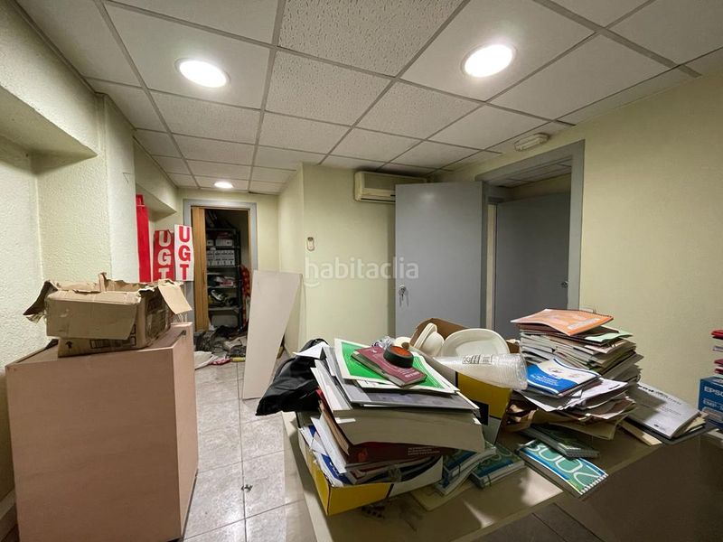 Foto f520544b-504d-4da2-84a8-8703033e51b1. Local comercial a carrer del vendrell 33 a Manlleu
