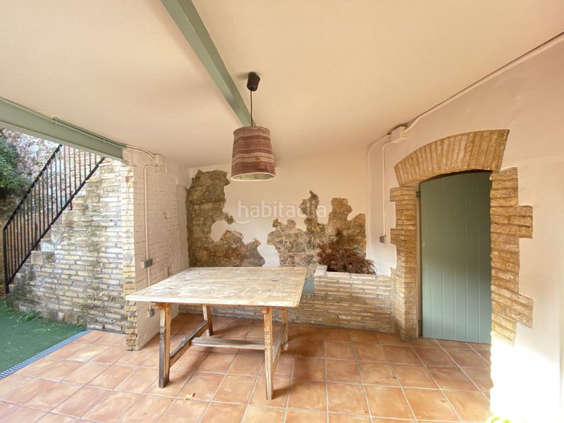 Foto 765562d1-e21c-4f57-8c76-8173a8e20ba1. Casa adossada amb xemeneia calefacció a Corbera de Llobregat