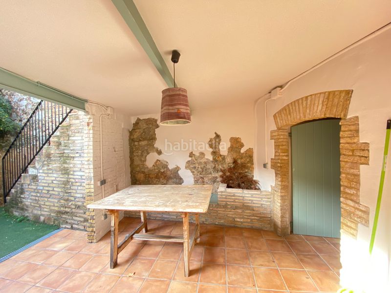 Foto dc2350ba-1886-40ce-b124-70ec8e0eee43. Casa adossada amb xemeneia calefacció a Corbera de Llobregat