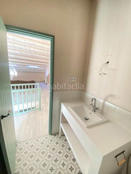 Foto ded1a9d8-6e5e-4bf3-9178-07fbdea06972. Casa adossada amb xemeneia calefacció a Corbera de Llobregat