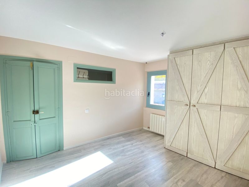 Foto f0fcc4cf-b4cb-43e8-a60e-8adf70b9cf69. Casa adossada amb xemeneia calefacció a Corbera de Llobregat