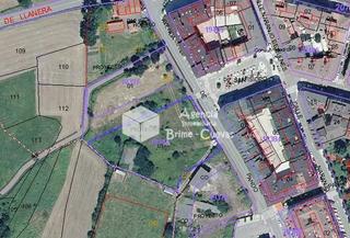 Terreny residencial a Plaza de san isidro 1. Este terreno se encuentra en avenida pando, 0, 33690, lugo de ll