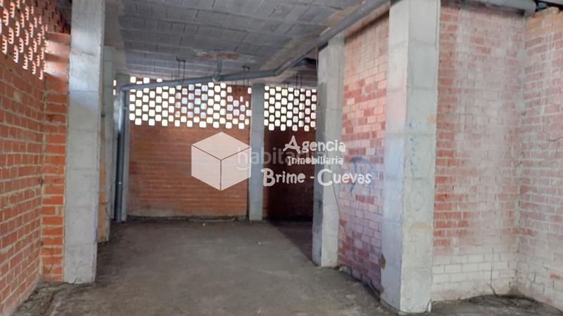 Foto 9824a688-2850-4263-9c97-2e3573a87829. Local comercial a cristóbal colón 6 a Sama Langreo