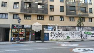 Local Comercial a Fuertes acevedo 3
