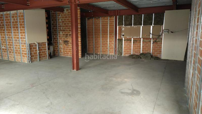 Foto db5477a7-da9c-45c2-a67e-84d0573661cb. Bâtiment à usage industriel dans Llaranes Avilés