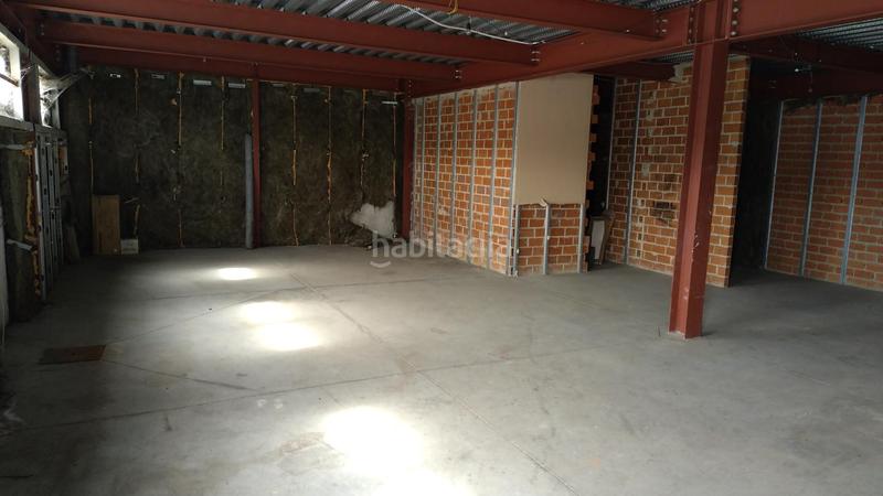 Foto 8edbed52-5738-45ed-95f8-4b74175eef32. Capannone industriale in Llaranes Avilés