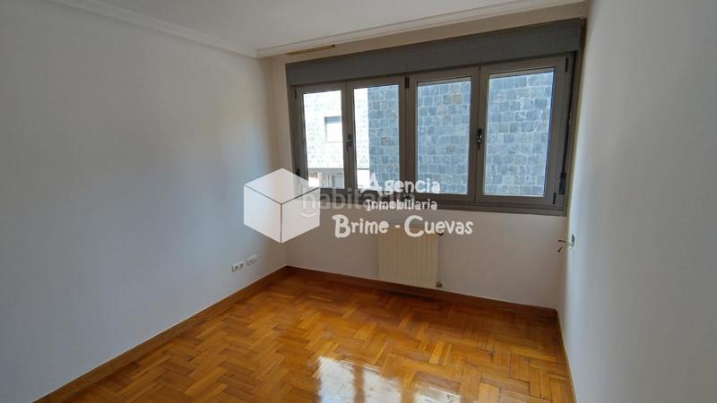 Foto 36fba380-f28d-43df-a2d0-39b0d2bd22f4. Appartement dans alfonso argüelles 2 dans La Felguera Langreo
