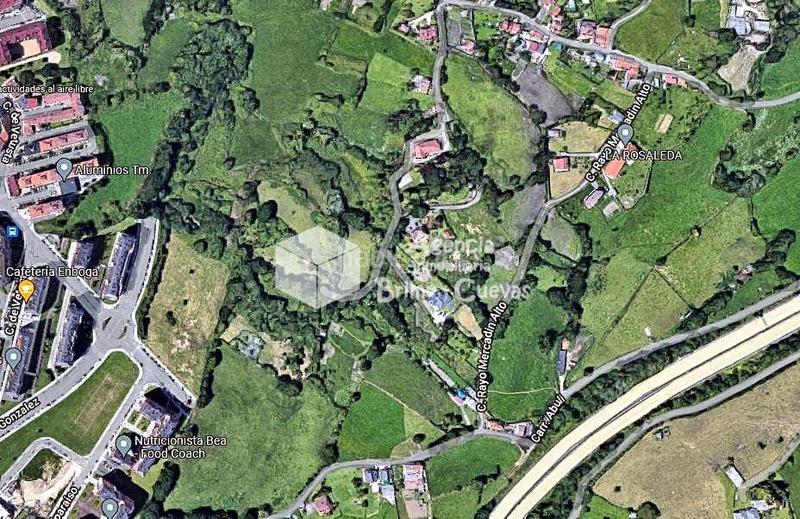 Foto b3a3f31a-3679-40c7-b0c3-105cdb87c774. Terrain résidentiel dans Cerdeño - El Palais - Mercadín Oviedo