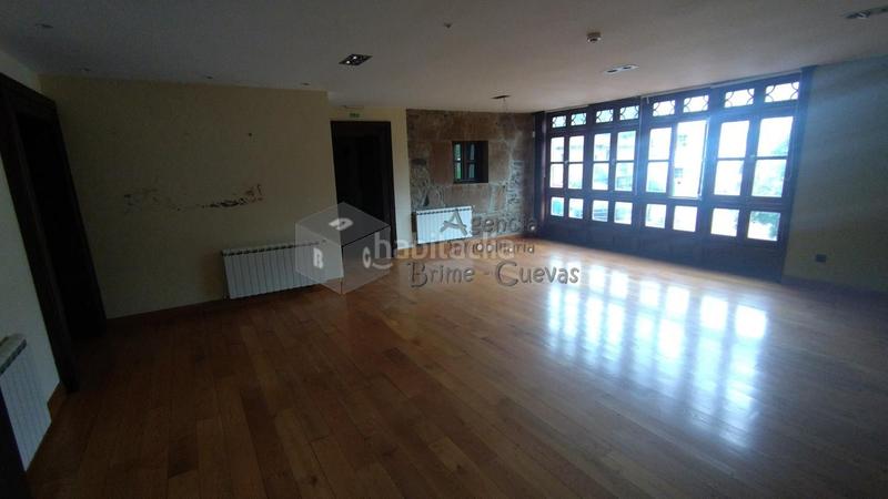 Foto 1a521522-cc9d-4ba4-80d0-459e5d1cce24. Edifici a Tineo