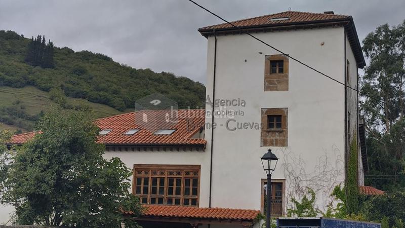 Foto 1dc43923-87f7-41b8-9107-6c021f600914. Edifici a Tineo