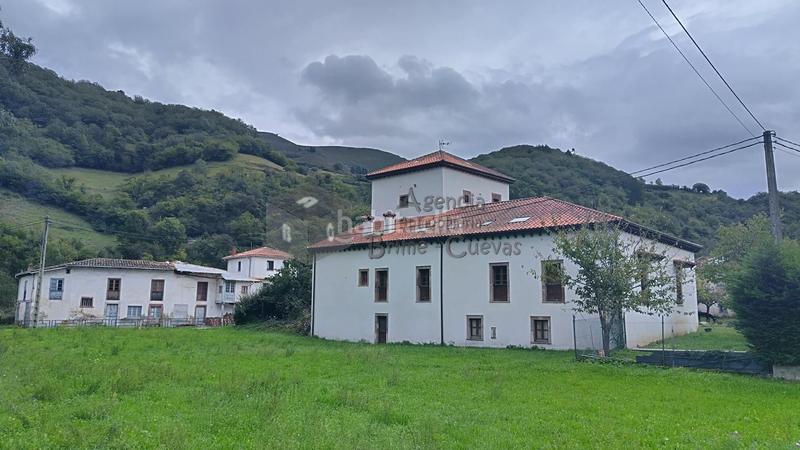 Foto 65800622-98c0-4dba-8d11-e88ede97162b. Edifici a Tineo