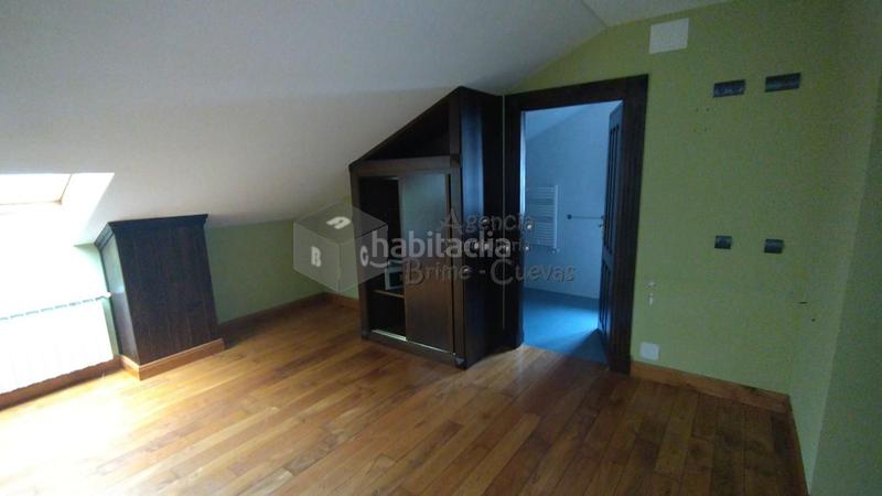 Foto 65bae797-f741-4fae-8af1-40589ea985d2. Edifici a Tineo