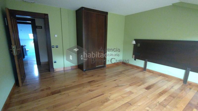 Foto 8987e0d6-c616-4013-b308-7d6717ea09b2. Edifici a Tineo