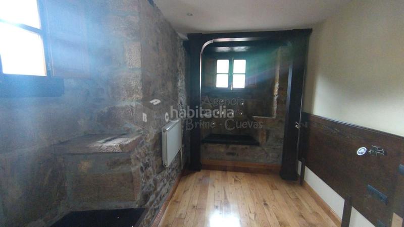 Foto 8d3d4e29-7079-48fa-90e6-354a9ab8df82. Edifici a Tineo