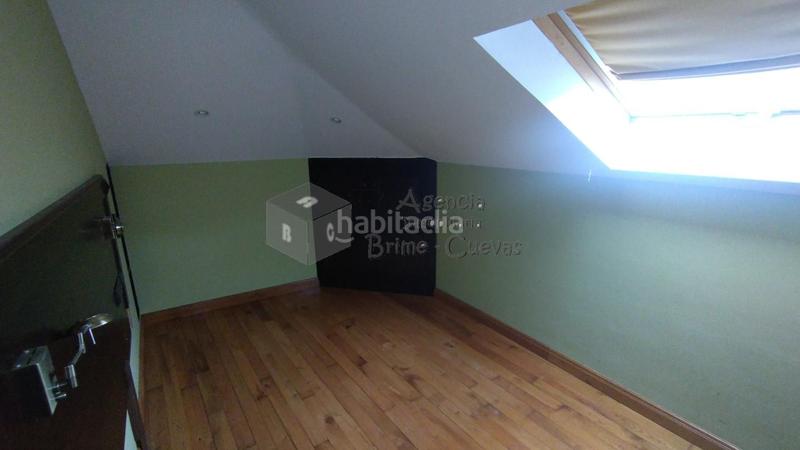 Foto d8e90333-5474-4410-85ae-a8263760ff69. Edifici a Tineo