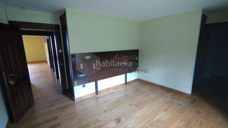 Foto dd425a63-63f5-44da-8786-b8f7fcac7f58. Edifici a Tineo