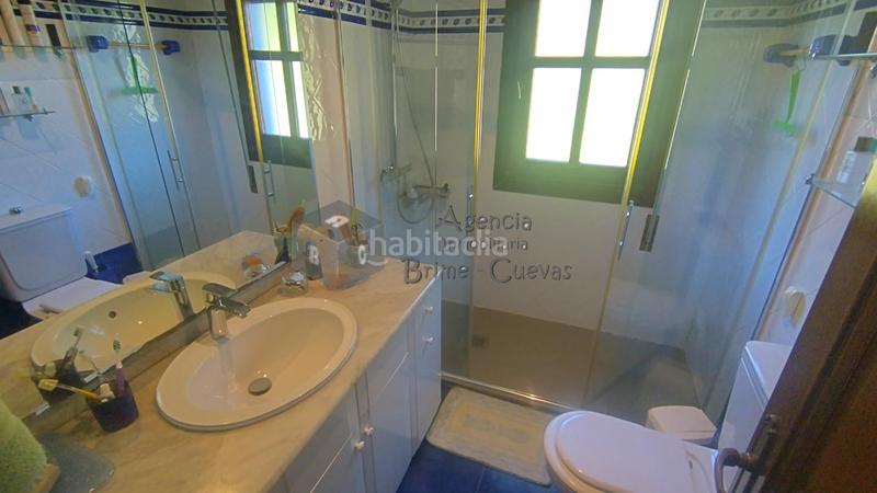 Foto 3178a264-8265-48ac-a87b-05dd778f000e. Casa con parcheggio piscina in Bernueces Gijón