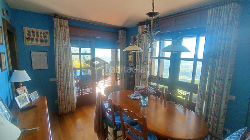 Foto 44182788-a169-4749-9f3c-968e653c154e. Casa con parcheggio piscina in Bernueces Gijón