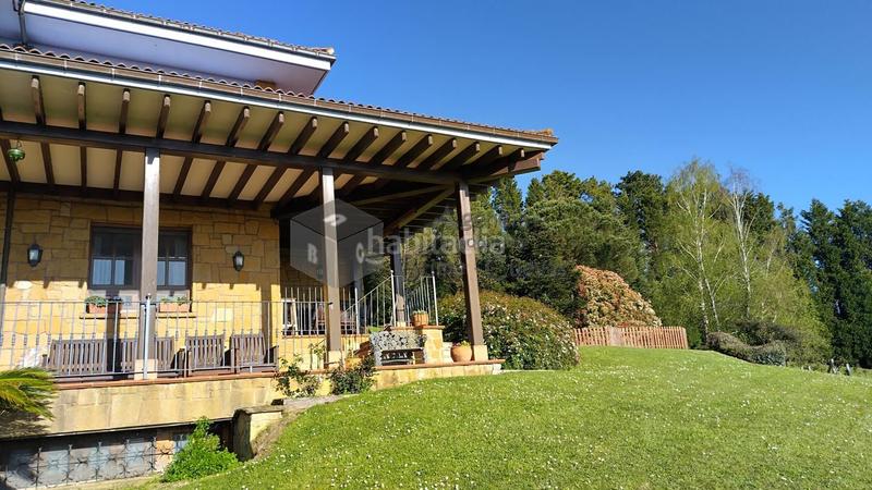 Foto b7723b28-8915-41e6-85fa-d15ef693079e. Casa con parcheggio piscina in Bernueces Gijón