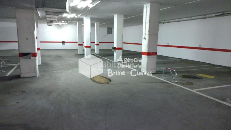Foto cab4f735-ebaf-4ddf-96e7-b14c95bae92c. Aparcament cotxe a El Cristo Oviedo