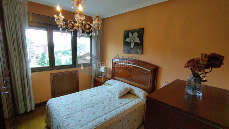 Foto 902a8133-28bd-4237-ab48-ea77585c4051. Appartamento con riscaldamento in Vallobín Oviedo