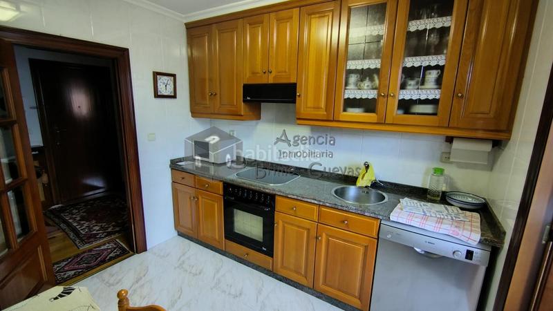Foto fdaff06f-e59a-409d-a8ce-855b59a44691. Appartamento con riscaldamento in Vallobín Oviedo