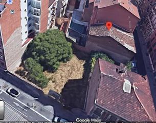 Terreny residencial  Niña guapa