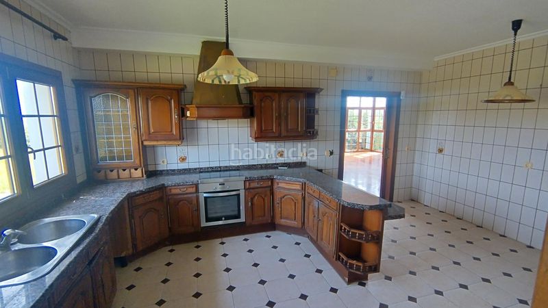 Foto 2bd1f9b3-6092-496e-99a1-300640bd518d. Casa amb calefacció aparcament piscina a Santa María del Mar - El Puerto Castrillón