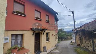 Casa adossada a Lugar cotina 18