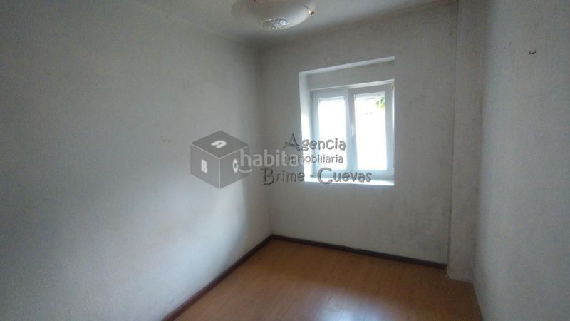 Foto 56fe7a27-e3b0-45e4-be73-eb7023b0ac44. Planta baixa a Ventanielles Oviedo