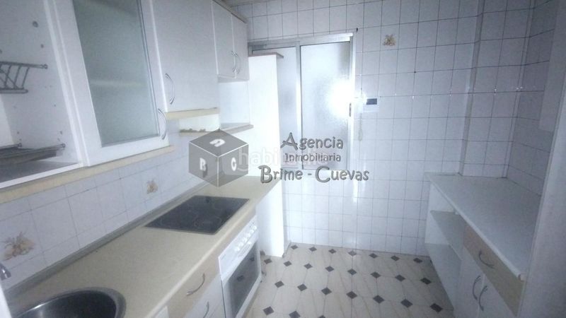 Foto 9a52959a-1468-4ef9-8101-3fd1c6f9ef19. Planta baixa a Ventanielles Oviedo