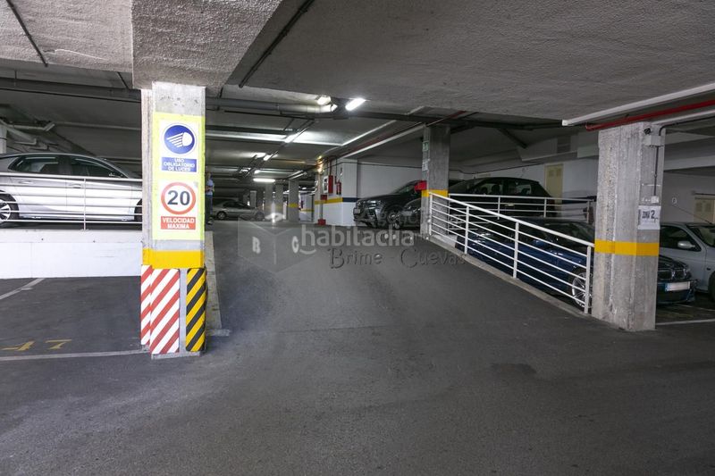 Foto 4a45fd26-b114-4b1b-b1e3-4fb23760aeb6. Planta baixa amb calefacció aparcament a Colloto Oviedo