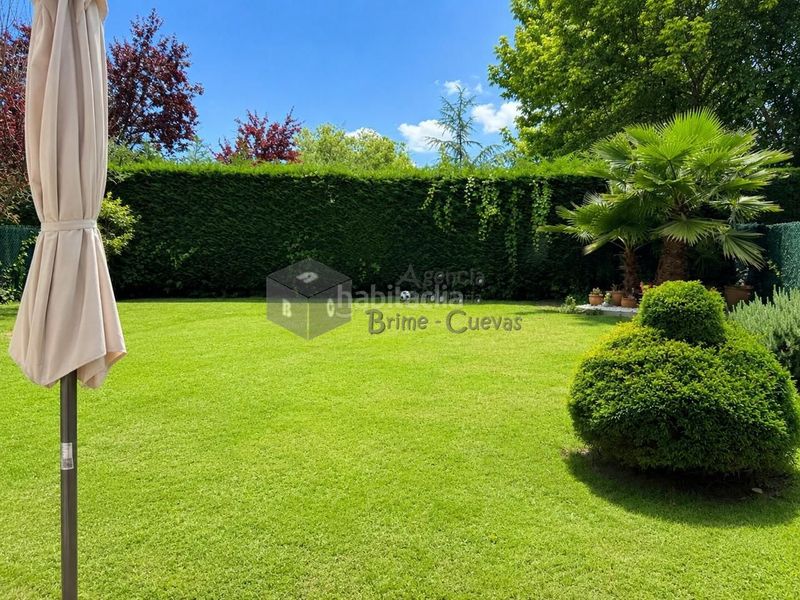 Foto eef22398-626d-451d-b3a1-3fd80e4b3479. Planta baixa amb calefacció aparcament a Colloto Oviedo