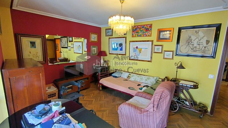 Foto 4254a6d9-e5e5-4325-93a0-87c7eec14a19. Piso en Salesas - Foncalada - Campoamor Oviedo