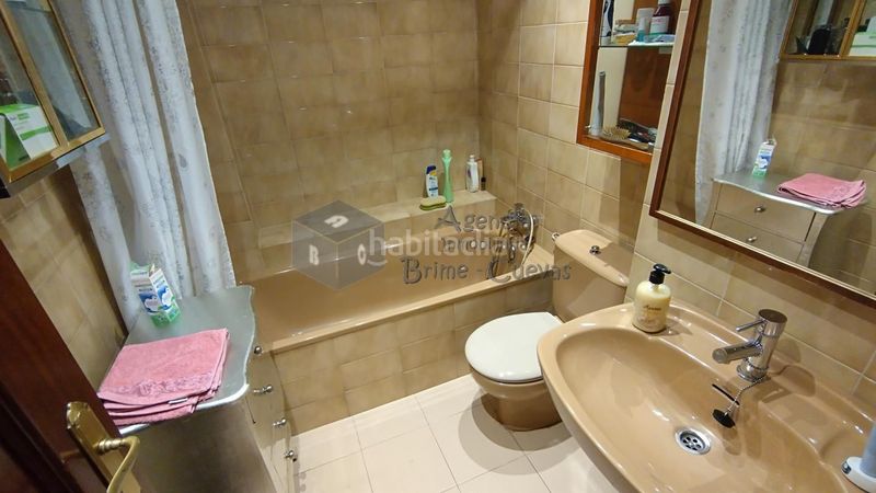 Foto 58bcf894-9a49-4dec-b0a8-87b6f1870d22. Piso en Salesas - Foncalada - Campoamor Oviedo