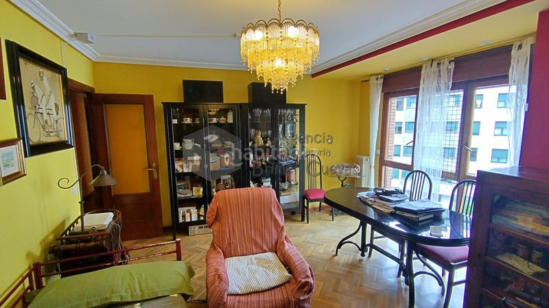 Foto 9070b1af-a245-4dd7-9b27-43d80dc71dcd. Piso en Salesas - Foncalada - Campoamor Oviedo