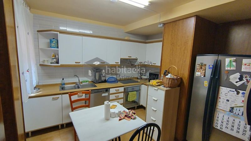 Foto df0a3a69-9caa-4360-8d55-46550d60179b. Piso en Salesas - Foncalada - Campoamor Oviedo