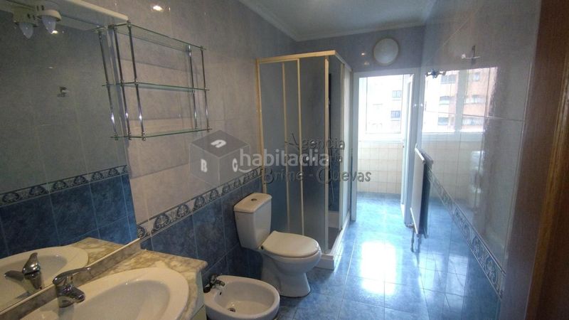 Foto ccbcc102-1379-4f71-8e6c-2be8c2f1c4b3. Flat with heating in nuevo Gijón Gijón