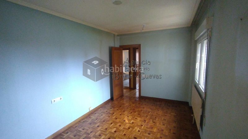 Foto 7f0ccb85-c8c3-465a-857e-d348b738d951. Flat with heating in nuevo Gijón Gijón