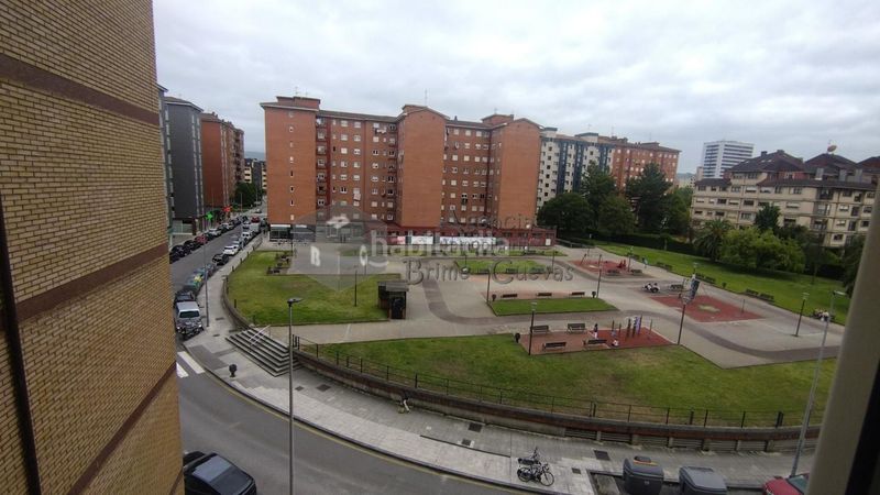Foto c41085cc-080b-48ca-a858-4ee70c0b679d. Flat with heating in nuevo Gijón Gijón