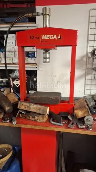 Foto 89048df3-d4e6-4760-8d08-c5abb2cbe1a7. Local commercial dans Barri de les Corts Barcelona