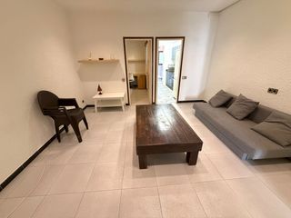 Pis  Carrer del llatzeret. Piso situado en pleno centro del poblenou, 2 habitaciones, exter