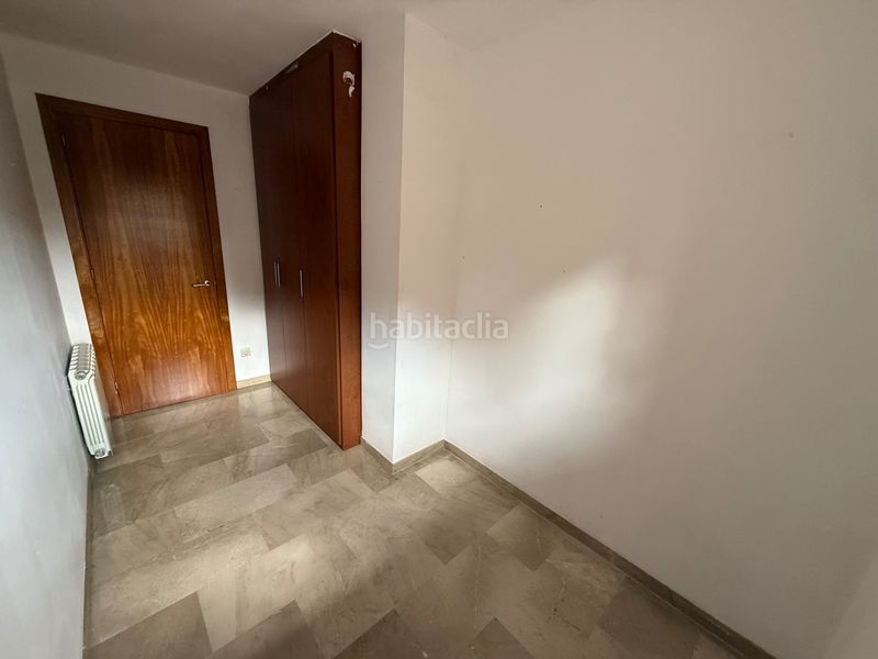 Foto 0bc838df-3d0f-471c-8a23-a4e703f81bec. Rent flat with heating in Ca n'Aurell Terrassa