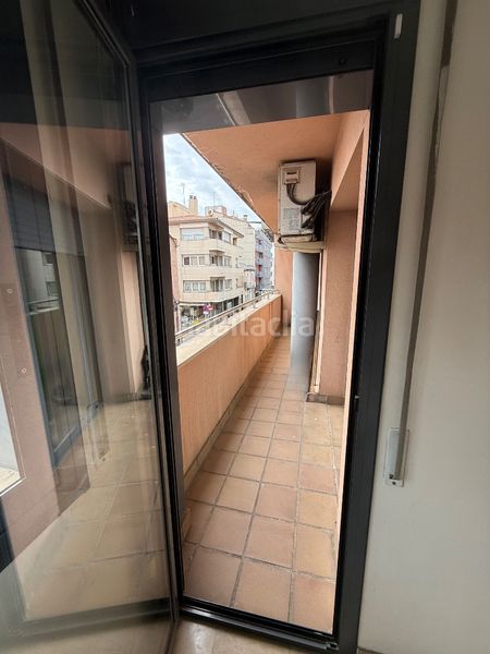 Foto 42e7a8d9-66d4-4e47-80f8-78725f8ede60. Rent flat with heating in Ca n'Aurell Terrassa