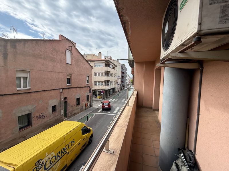 Foto c4e5b988-4fa3-43a2-9f18-c4e1fa1c10d5. Rent flat with heating in Ca n'Aurell Terrassa